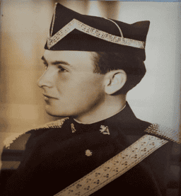 Maj Nick Sibley - 8H